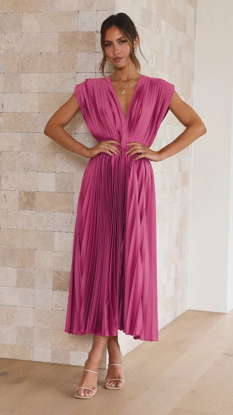 Civi Sleeveless Pleated Maxi Dress