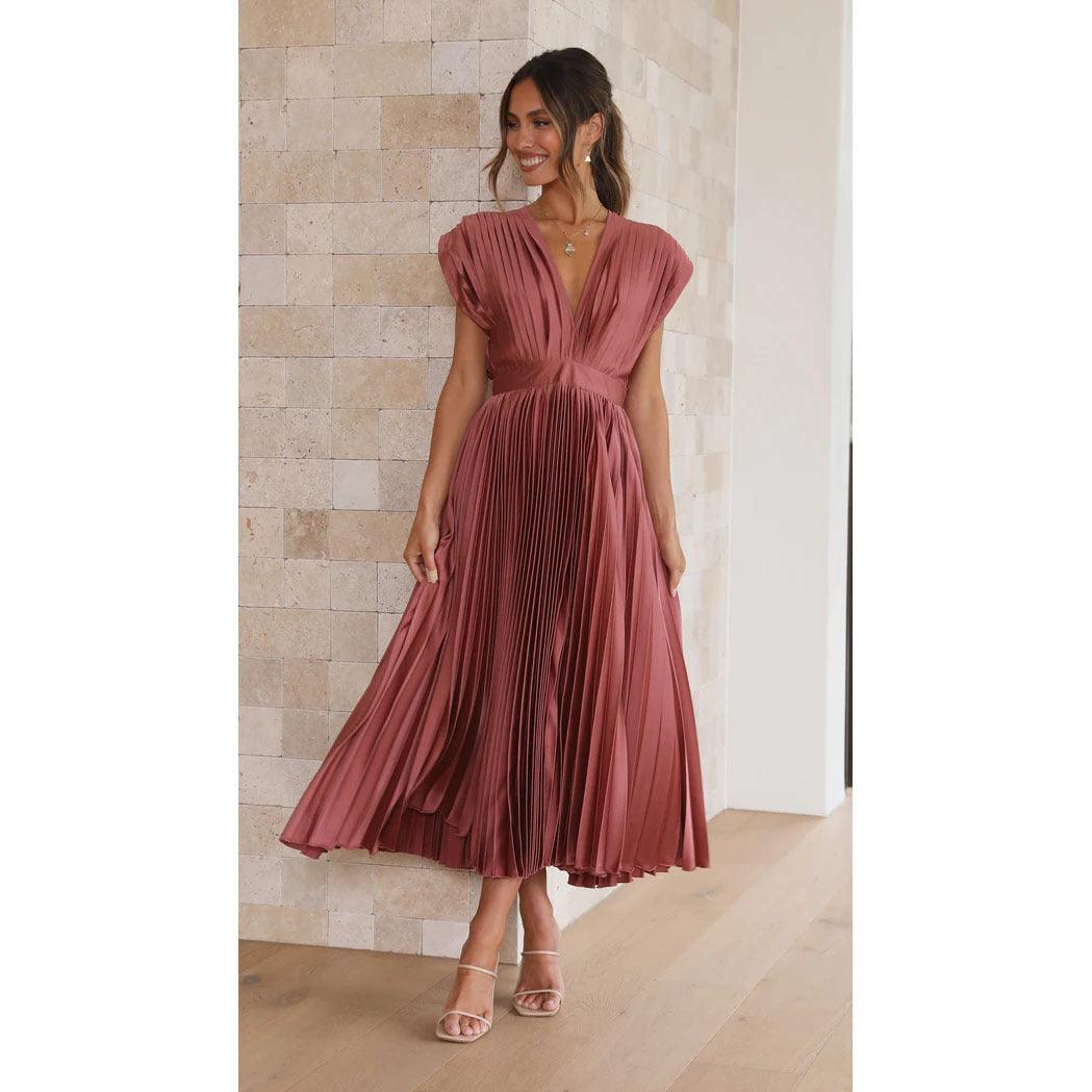 Civi Sleeveless Pleated Maxi Dress