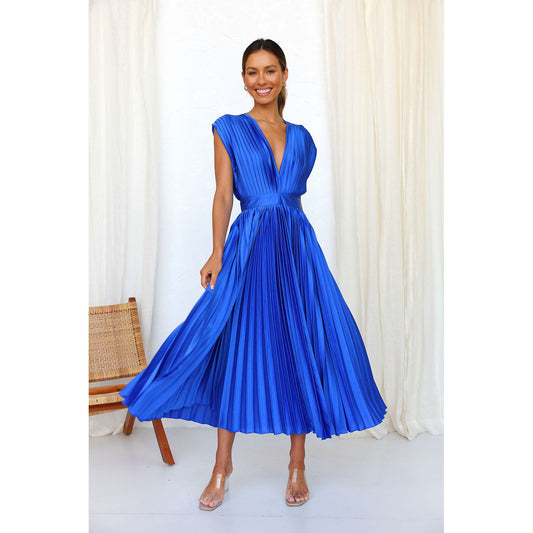 Civi Sleeveless Pleated Maxi Dress